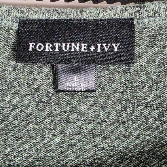 Fortune + Ivy Sage Green Button Side Tunic Top L - Picture 5 of 6